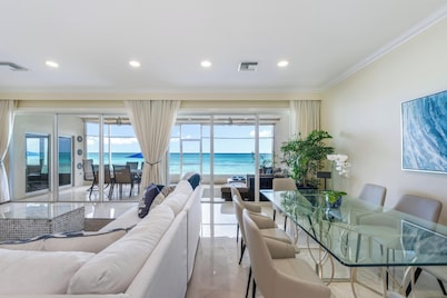 Prime Residence #6 on 7 Mile Beach, High-End Ground Floor Beachfront Condo