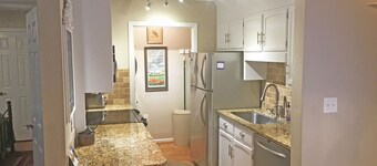 In the ❤️ of Downtown Blowing Rock Condo - 1st Floor - 2Bed 2Bath