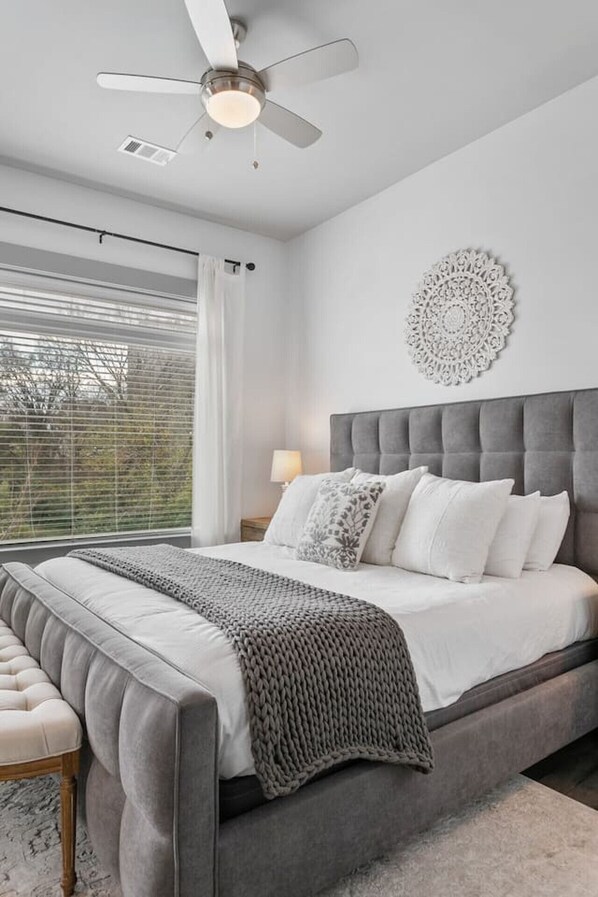 Desk, iron/ironing board, travel crib, WiFi