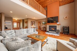 Smart TV, fireplace, video games, DVD player