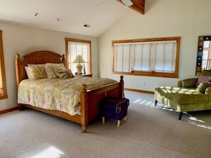 5 makuuhuonetta, silitysrauta/-lauta, internet, vuodevaatteet