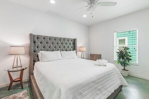 4 Schlafzimmer, Bügeleisen/Bügelbrett, kostenloses WLAN, Bettwäsche