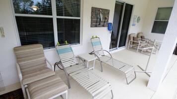 Family Villa, Hot Tub, Garden Area | Sundeck