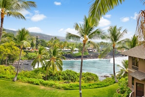 Ocean View from Living Room Lanai w surf coming in