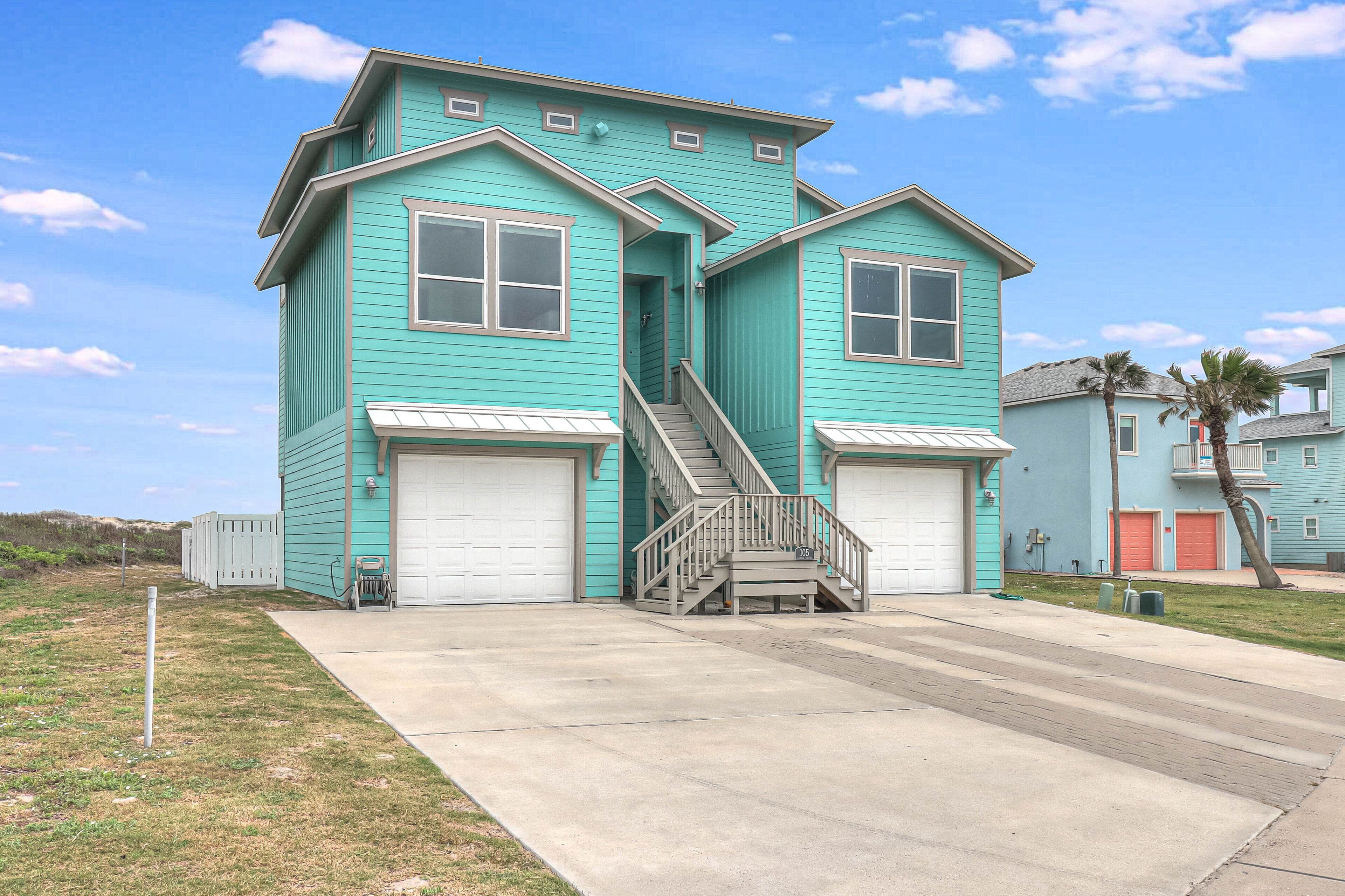 Dazzling beachfront home with amazing views! Private Pool!!