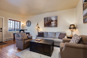 Fernseher, DVD-Player