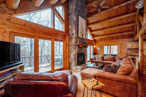 Smart TV, fireplace, offices