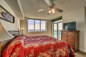 3 bedrooms, WiFi, bed sheets - Elegant Oceanfront Corner Unit, Two Lazy Rivers | Crescent Keyes - 1010 (North Myrtle Beach)