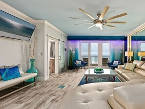 TV, DVD player, books, stereo