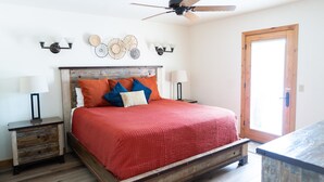 4 bedrooms, iron/ironing board, free WiFi, bed sheets - Beautiful Desert Wind Townhome in Moab with 2 Master Suites. Recently updated! (Moab)