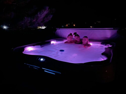 Beautiful Desert Wind Townhome in Moab with 2 Master Suites