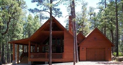 5 bedrooms! Beautiful Mountain Retreat