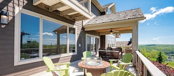 Dog Friendly Ski-In/Out Chalet w/ Views & Hot Tub
