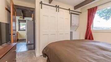 2 dormitorios, tabla de planchar con plancha, wifi gratis y ropa de cama