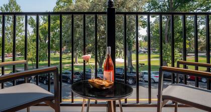 Paso Park Suite 201-Distinctive Balcony Suite Right in Downtown Paso Robles!