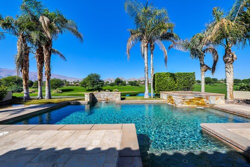 227LQ  PGA WEST 9TH FAIRWAY OF THE WEISKOPF PRIVATE 3 BEDROOM 3.5 HOME AMAZING MOUNTAIN VIEWS
