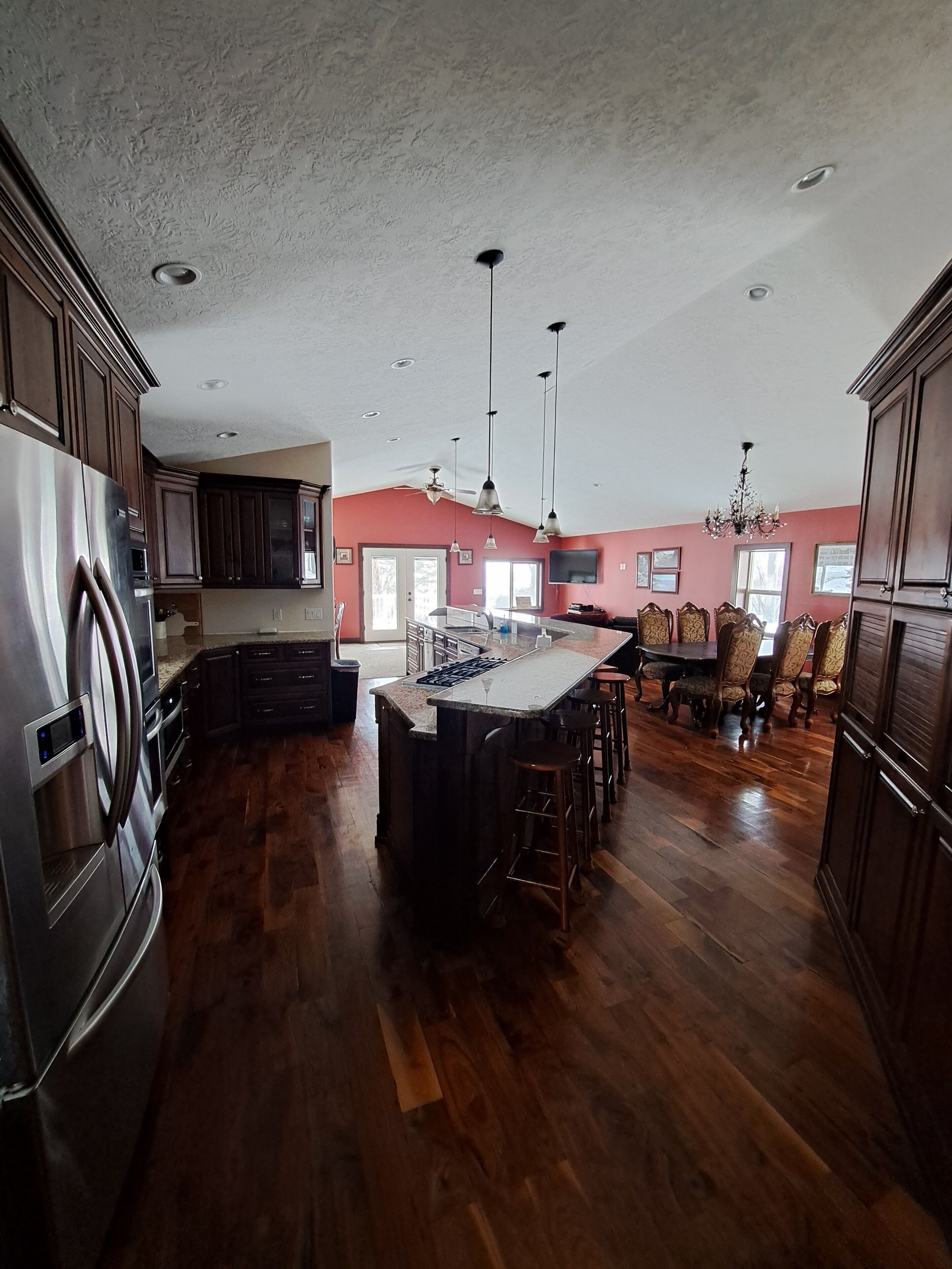 雪櫃、微波爐、焗爐、爐具