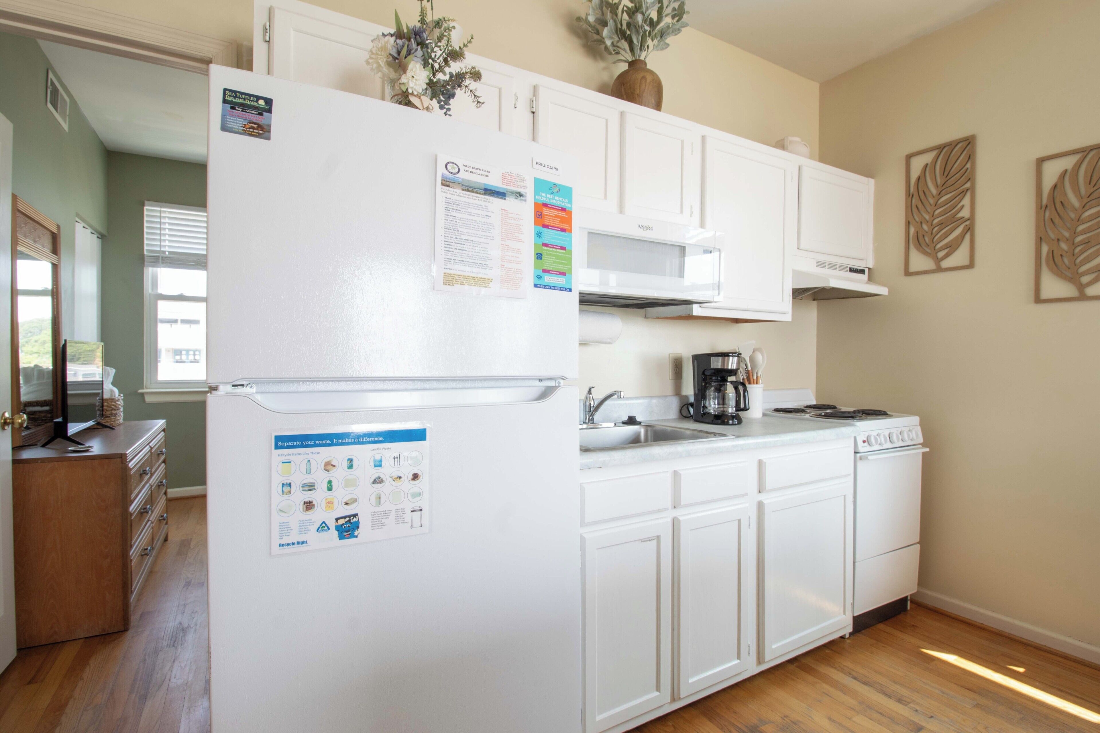 Coffee/tea maker, fridge, microwave, oven
