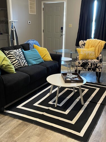 "pieni amerikkalainen viehätys"