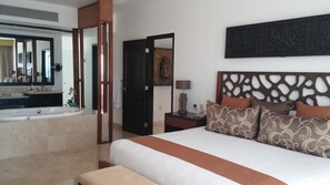 3 habitaciones, tabla de planchar con plancha y cuna de viaje