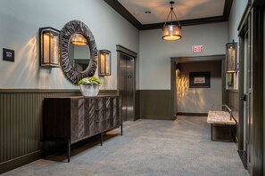 Interior - Paso Park Suite 203-Downtown Paso Robles Park-Side Suite with Balcony! (Paso Robles)