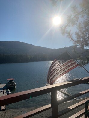 Property grounds - FABULOUS VACATION AT TWIN LAKES BEAR LODGE! (Rathdrum)
