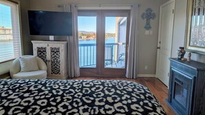 3 عدّة غرف نوم ومكواة/لوح كي وواي فاي وملاءات أسرّة