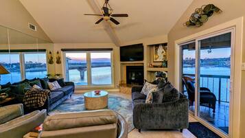 Smart TV, fireplace, video games, DVD player