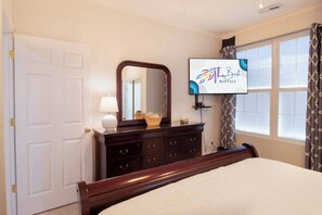 3 bedrooms, iron/ironing board, WiFi, bed sheets