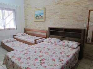 3 quartos, ferros/tábuas de passar roupa, Wi-Fi de cortesia