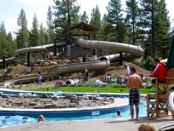 Piscine extérieure, piscine chauffée