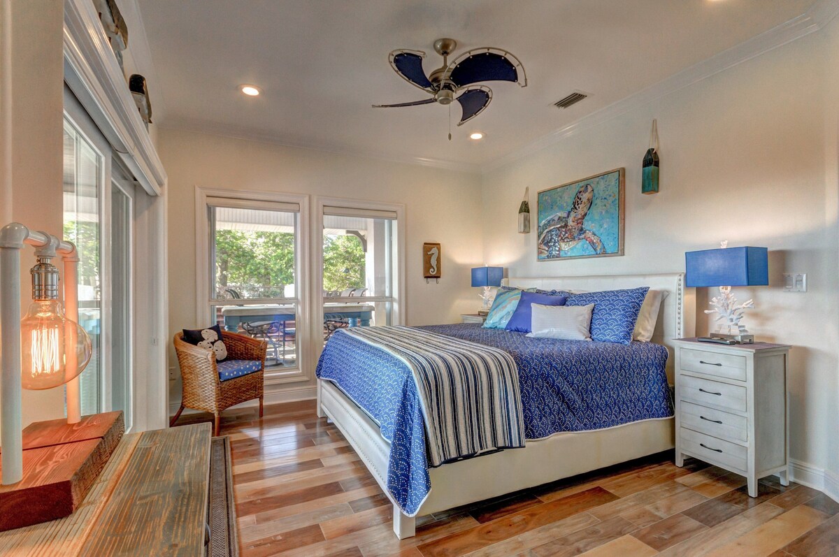 Photo 42 of UNBELIEVABLE GULF VIEWS ,STEPS TO THE SAND...PERFECT VACATION HOME !!