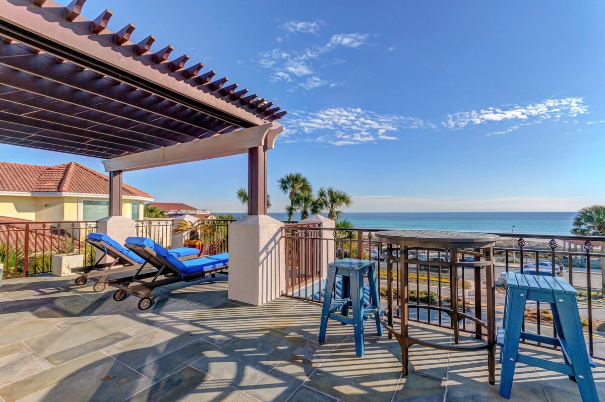 Photo 14 of UNBELIEVABLE GULF VIEWS ,STEPS TO THE SAND...PERFECT VACATION HOME !!