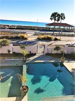 Piscina externa, piscina aquecida