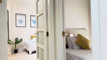 2 chambres, fer et planche Ă repasser, Wi-Fi gratuit, draps fournis