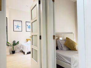 2 dormitorios, tabla de planchar con plancha, wifi gratis y ropa de cama