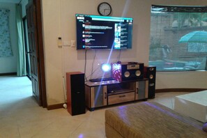 3- Bedroom Private Pool Villa | Room amenity - Mountain House (Pattaya)