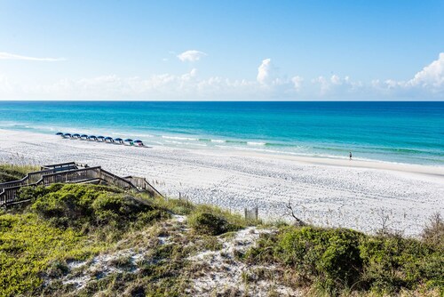 Beautiful Townhome Directly on the Beach in Santa Rosa Beach, FL - Sea Haunts