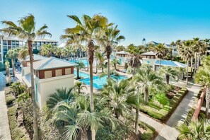 Property grounds - Overlooks Lagoon Pool - 4 Bikes-New Reno-Elevator (Panama City Beach)