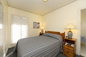 4 habitaciones, tabla de planchar con plancha, cuna de viaje y wifi