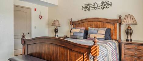 Desk, iron/ironing board, free WiFi, bed sheets