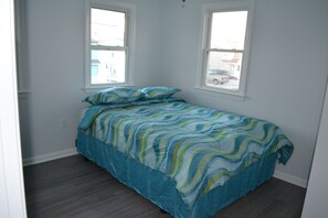 3 chambres, fer et planche à repasser, Wi-Fi gratuit, draps fournis