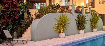 Casa Toucan, Tilbaketrukket Jungle Setting med havutsikt og 40 fots basseng