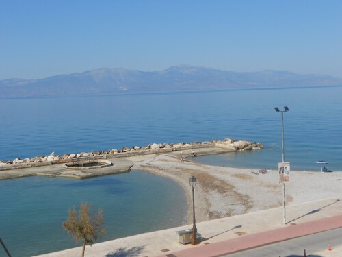 Amazing Summer Paradise by the beach!/ Apartment