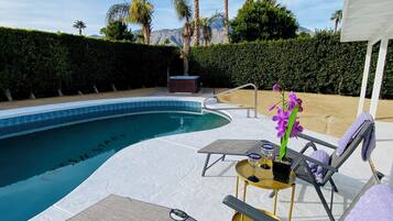 AuĂenpool, beheizter Pool