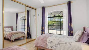 4 bedrooms, iron/ironing board, free WiFi, bed sheets