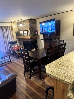 Interior - Ski or Ride, Hike Or Bike This Is Your Paradise! (Breckenridge)