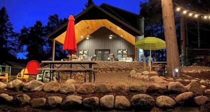 New Waterfront Full Rec Lake Home On UTV Sled Trails Sleeps 10