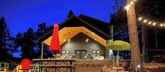 New Waterfront Full Rec Lake Home On UTV Sled Trails Sleeps 10