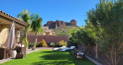 Home sweet home! Experience the ultimate in Arizona indoor and outdoor living!